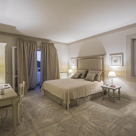 Maridea Casa Vacanza- Le Alcove Sul Mare Suites Ponza Extérieur photo