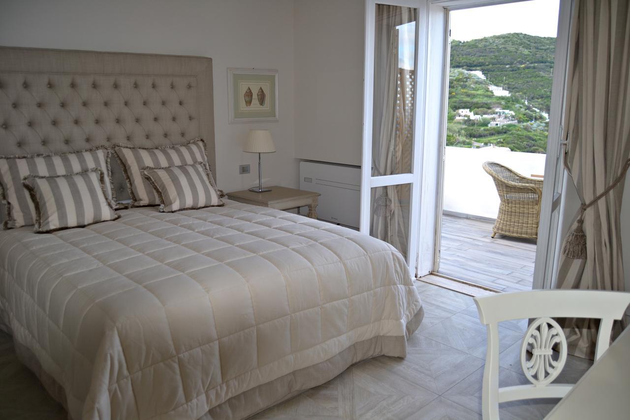 Maridea Casa Vacanza- Le Alcove Sul Mare Suites Ponza Extérieur photo