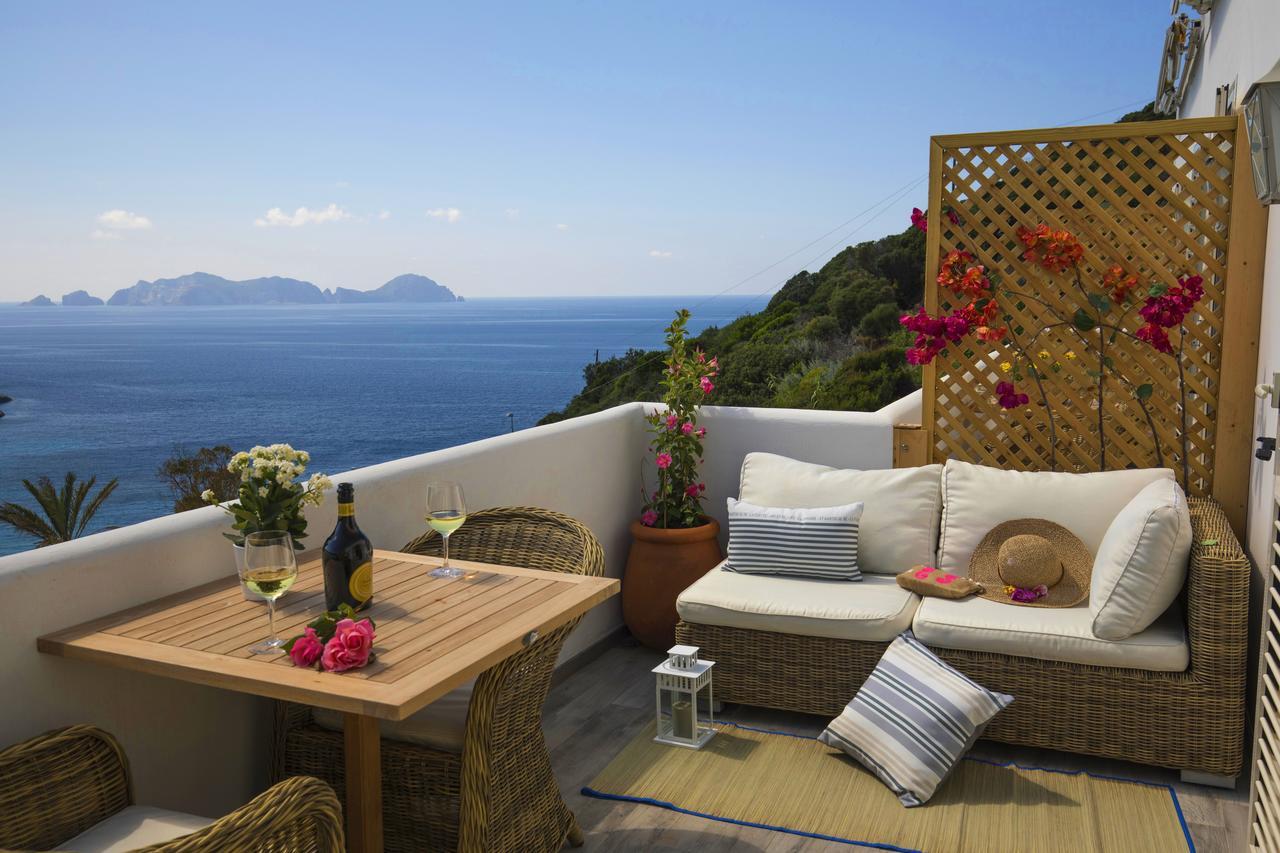 Maridea Casa Vacanza- Le Alcove Sul Mare Suites Ponza Extérieur photo