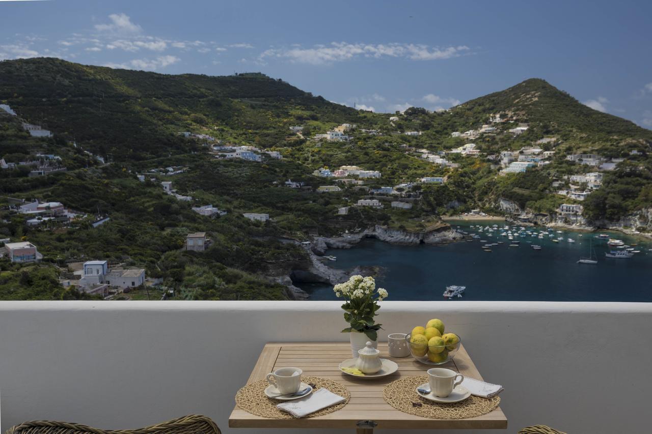 Maridea Casa Vacanza- Le Alcove Sul Mare Suites Ponza Extérieur photo