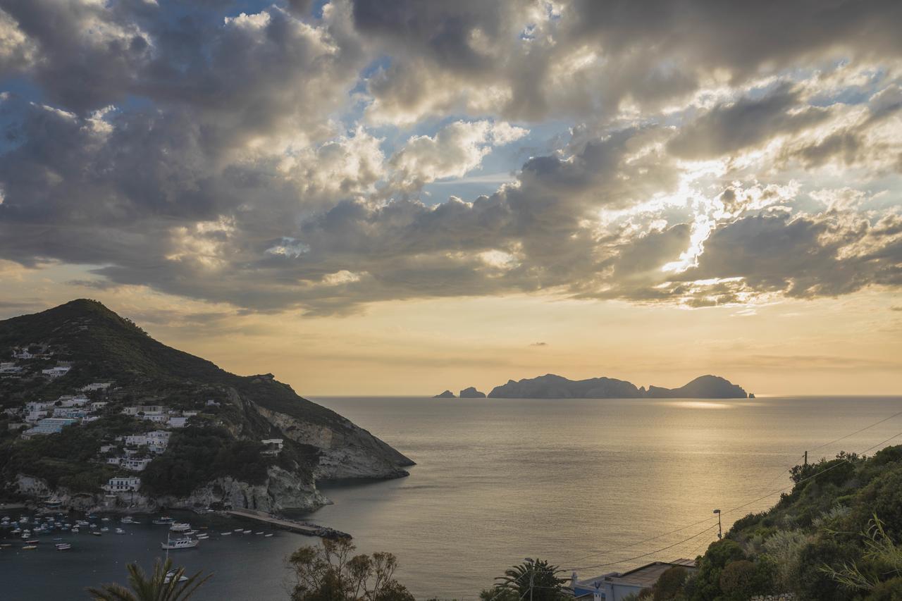 Maridea Casa Vacanza- Le Alcove Sul Mare Suites Ponza Extérieur photo