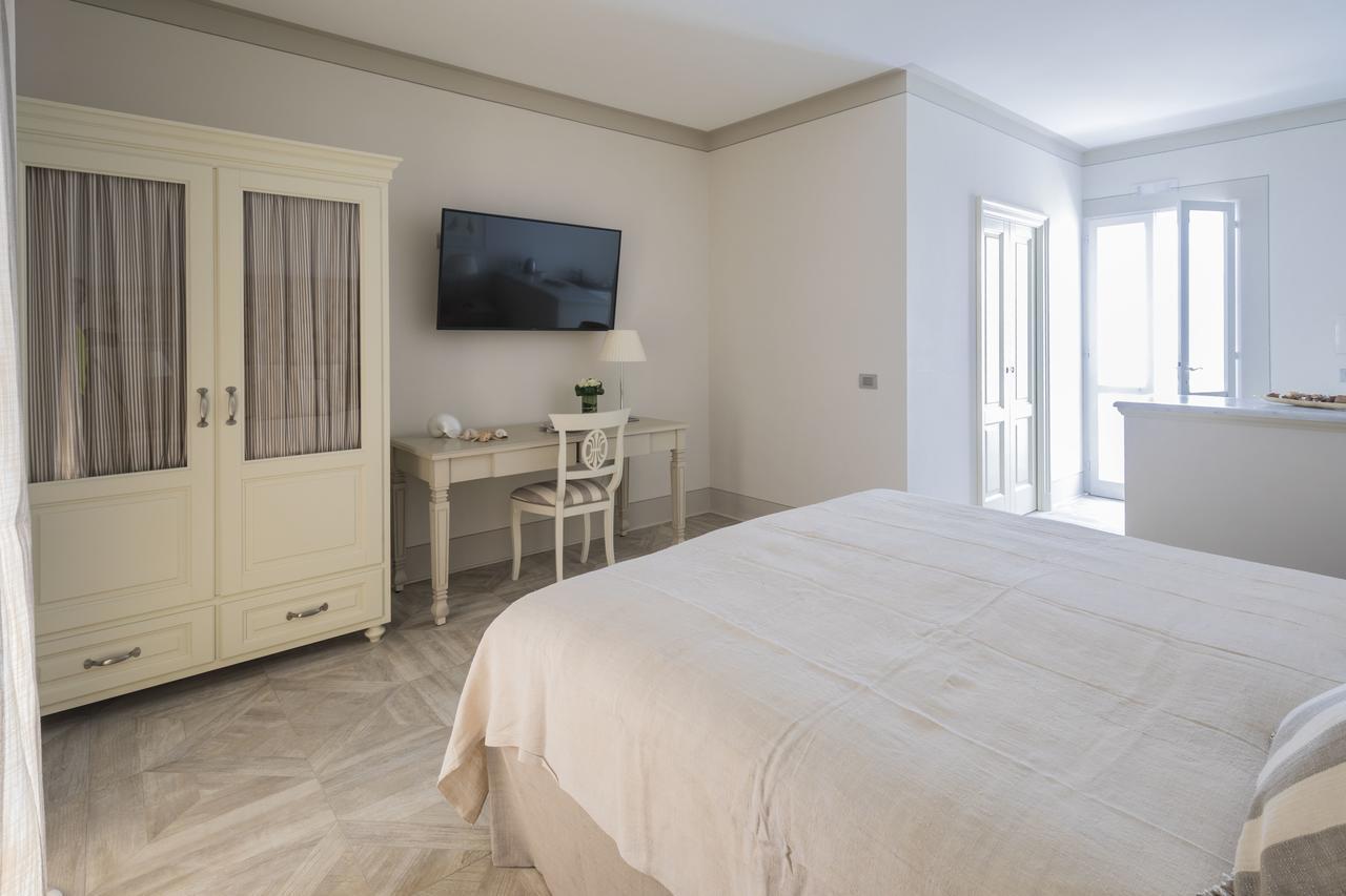 Maridea Casa Vacanza- Le Alcove Sul Mare Suites Ponza Extérieur photo
