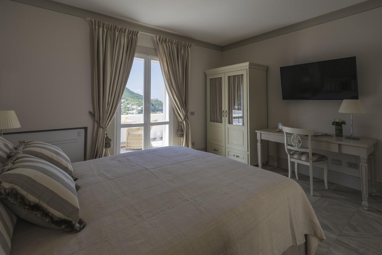 Maridea Casa Vacanza- Le Alcove Sul Mare Suites Ponza Extérieur photo